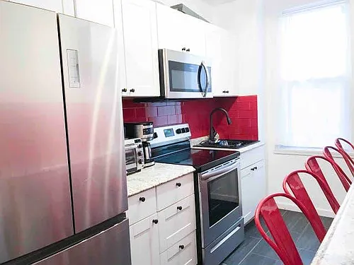 648 Saint Anns Ave #2 Photo 1