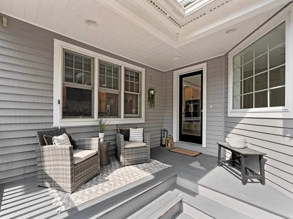 1141 Main St, Reading, MA 01867