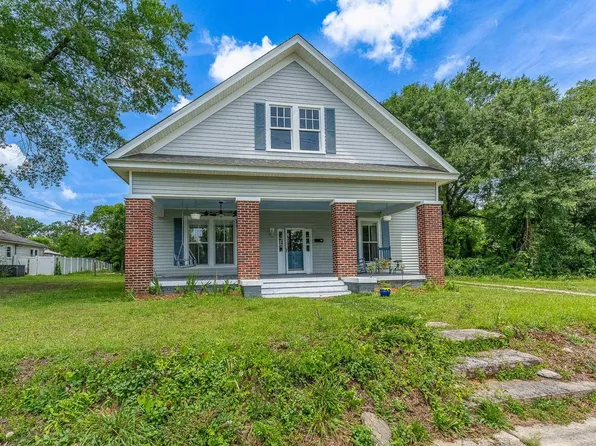 309 N Adair St, Clinton, SC 29325