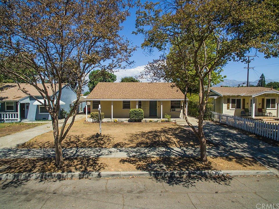 1st image of 883 E Pasadena St