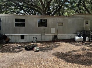 9068 SE 12th Dr, Webster, FL 33597