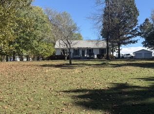 682 New Bildad Rd, Smithville, TN 37166