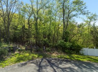Hidden Valley Rd, Bristol, TN 37620