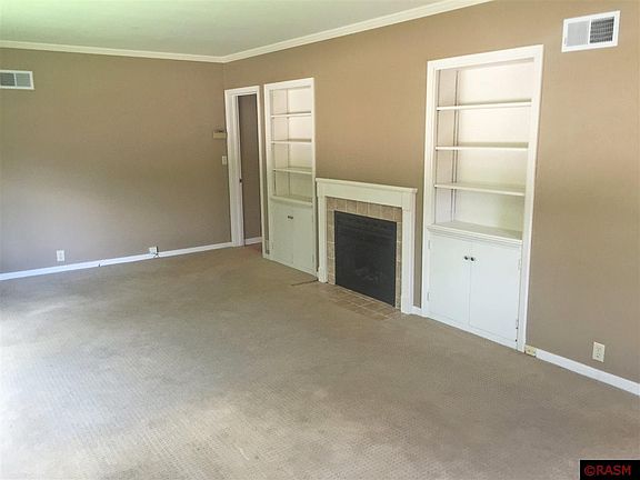 5th image of 421 W Livermore St