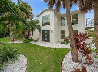 9455 Coventry Ct, Sanibel, FL 33957