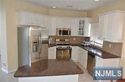 5th image of 5 McNeal Ct