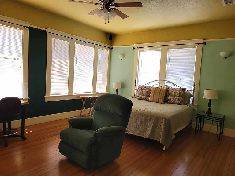 133 Hopkins Blvd #A — Photo 4