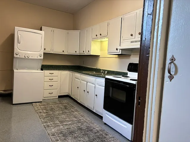 4 bed, 1900 sqft, $1,500 — Photo 4