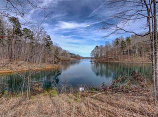 16 Crestone Ct, Salem, SC 29676