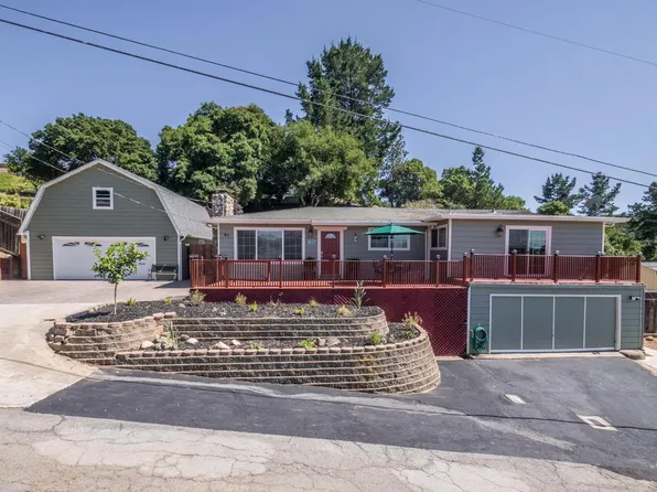 51 Pine Tree Ave, Aromas, CA 95004