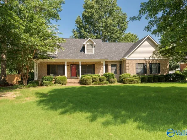 603 Sunburst Cir SE, Brownsboro, AL 35741