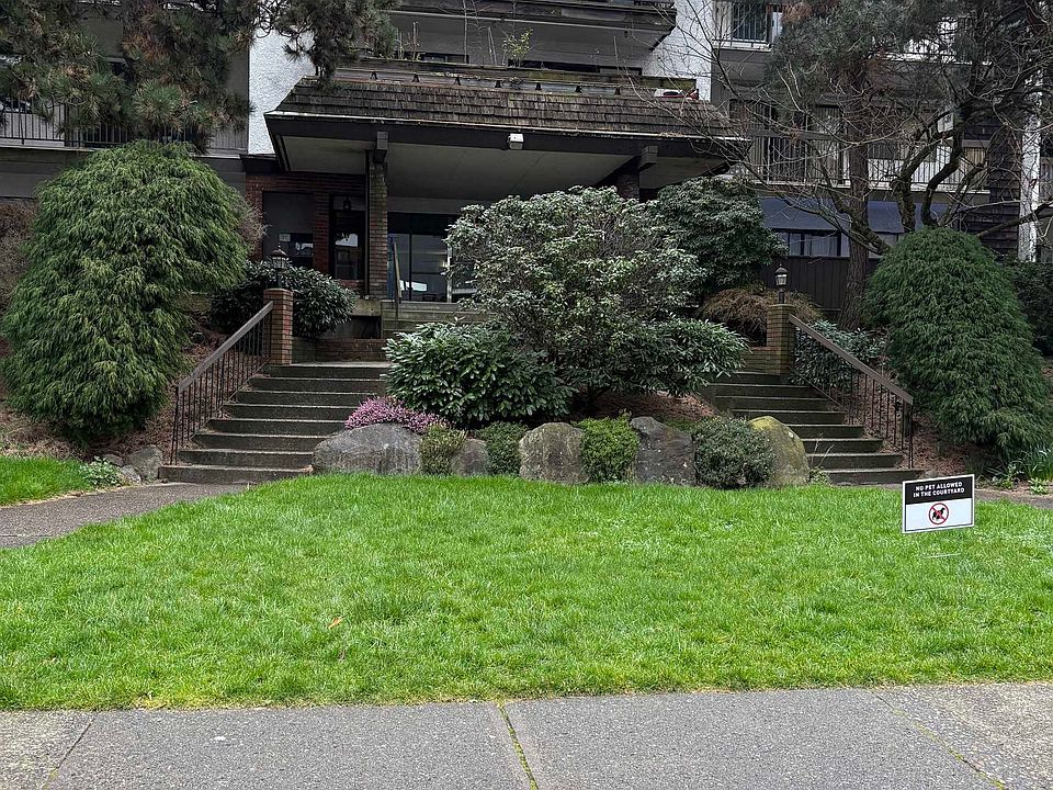 1st image of 6560 Buswell St #206