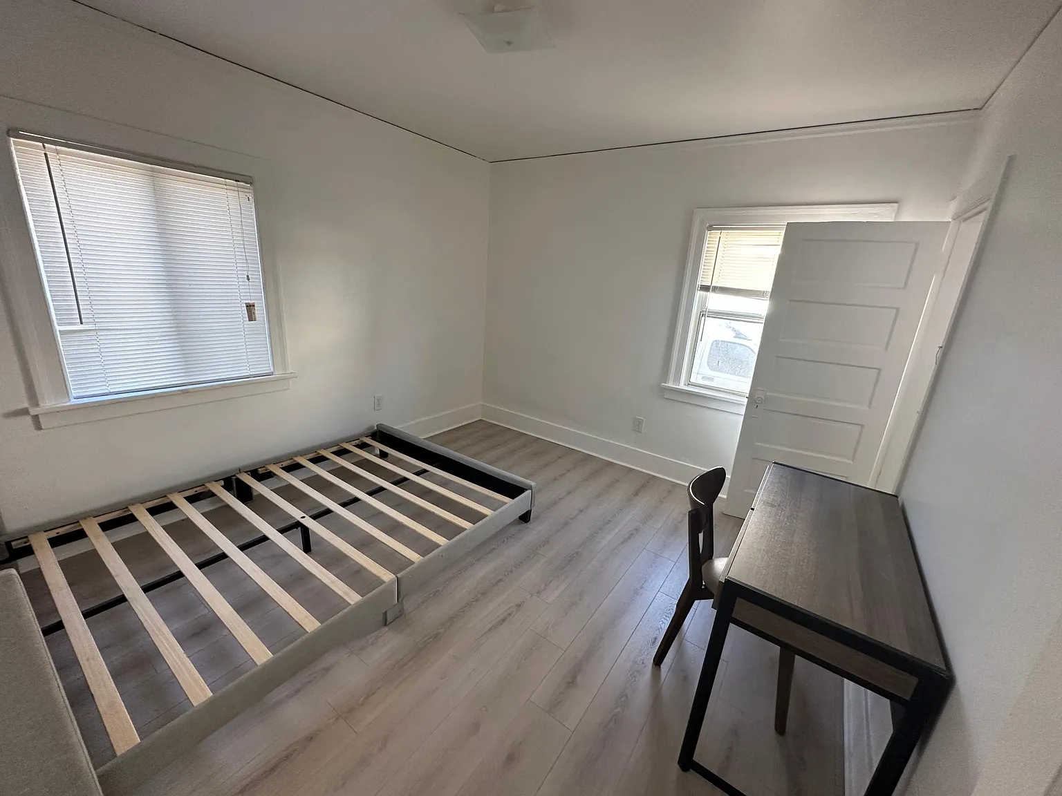 2 bed, 800 sqft, $2,600 — Photo 3