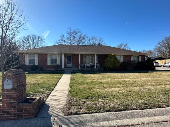 1001 Fairlawn Ave, Marshall, MO 65340