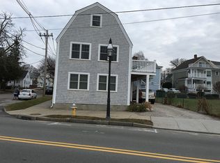 562 Thames St, Bristol, RI 02809