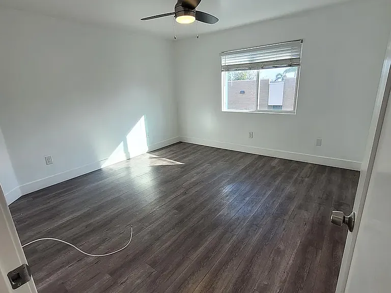25207 Frampton Ave #1 — Photo 10