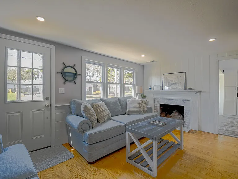 26 Beachplum Ln — Photo 8