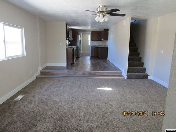 5th image of 621 5th Ave W