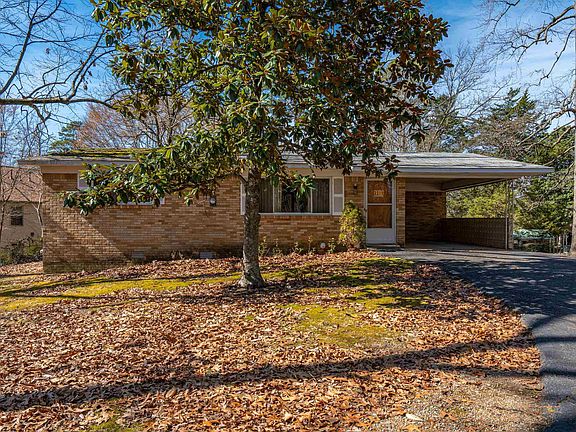 4th image of 2211 Lakeshore Dr