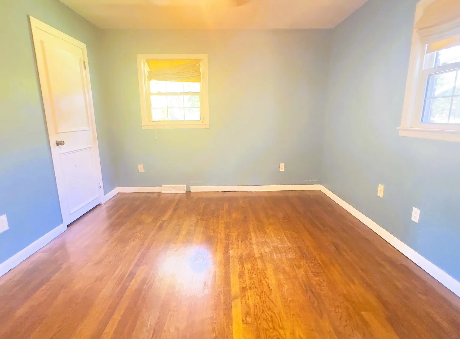 3 bed, 1463 sqft, $2,100 — Photo 4