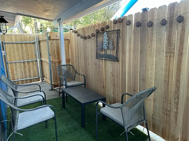 3632 N Schevene Blvd — Photo 16