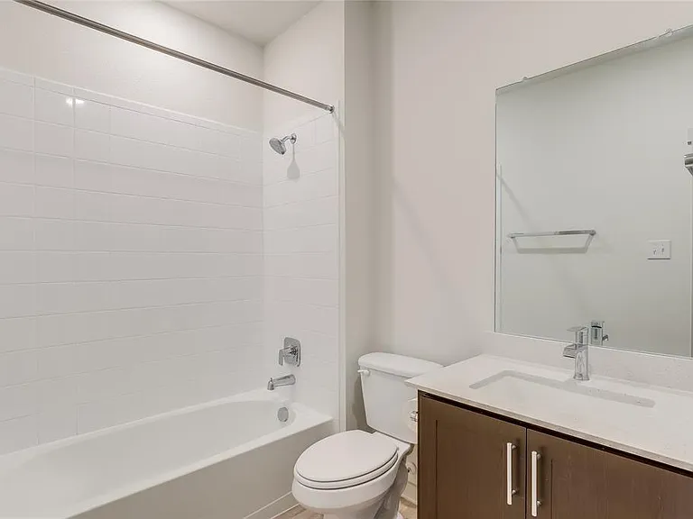341 Wilshire Rd — Photo 29