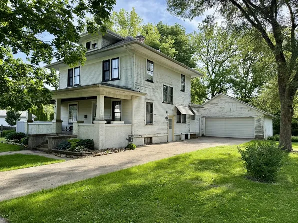 415 SW 4th Ave, Galva, IL 61434