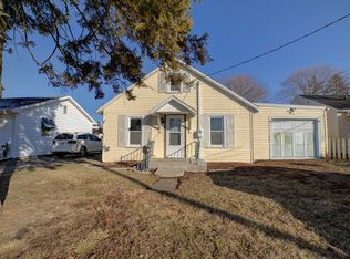 850 E Chestnut St, Hoopeston, IL 60942