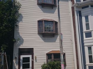 524 E 7th St, South Boston, MA 02127