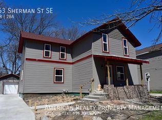 853 Sherman St SE, Grand Rapids, MI 49506