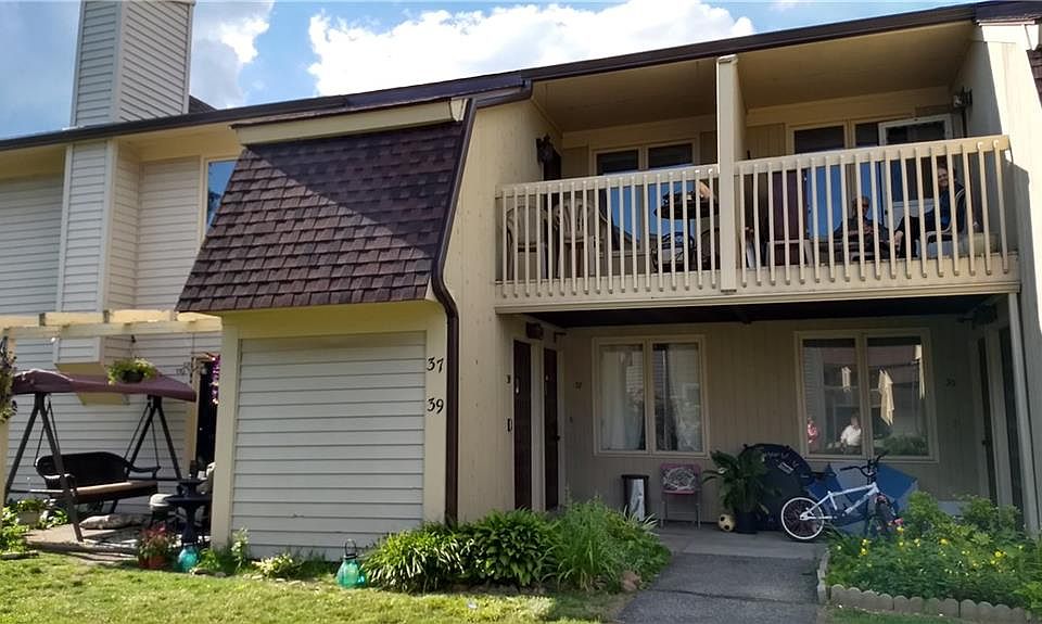 1st image of 39 Little Oak Ln