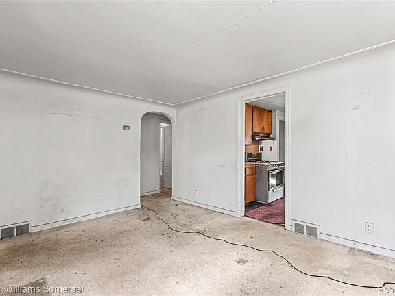 5th image of 31 Edward St