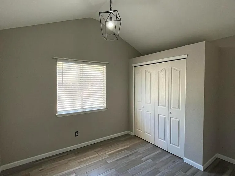 7548 Plaza Taurina Dr — Photo 14