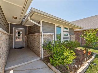 9216 NW 91st St, Yukon, OK 73099