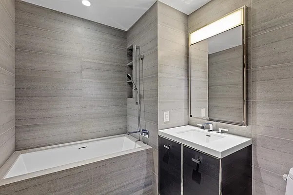 Rented by Nest Seekers International | media 30