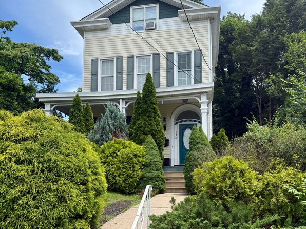 150 Magnolia Ave