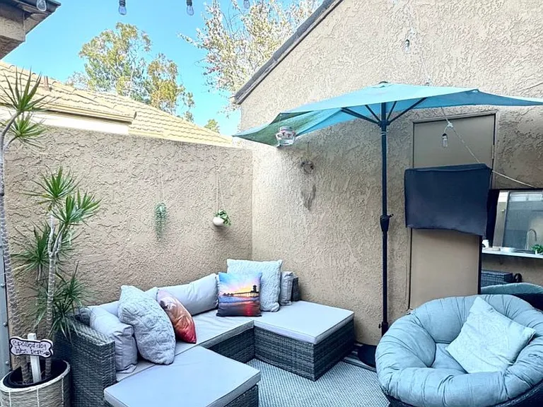 16951 Millpond Ln #52 — Photo 5
