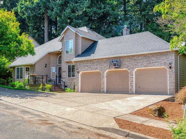 9725 SW 163rd Ave, Beaverton, OR 97007