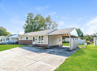 1140 Mullanphy Rd, Florissant, MO 63031