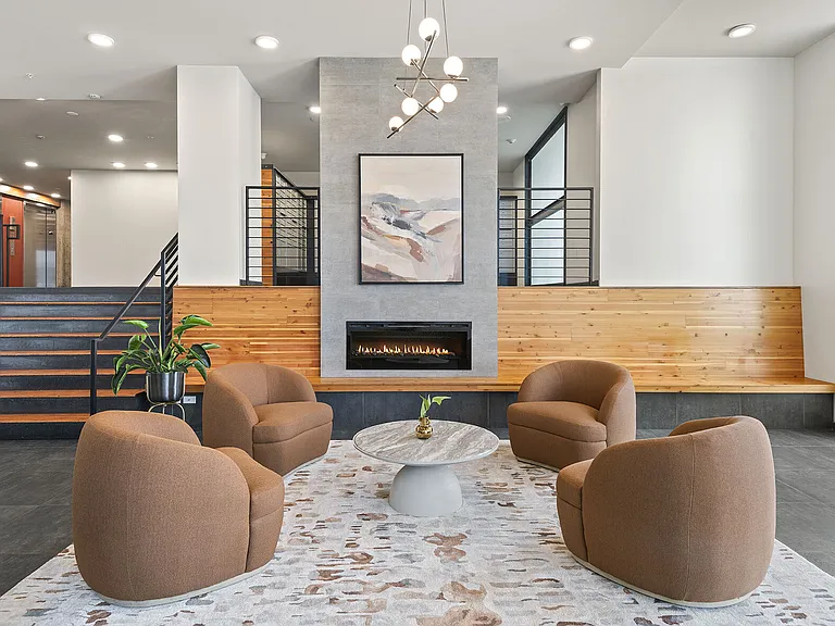 Slate Apartments — Photo 7