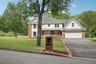 Fairway Cir-1804-001.jpg