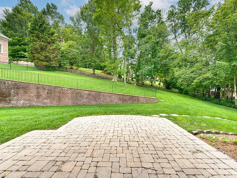 7 Crooked Stick Ln — Photo 28
