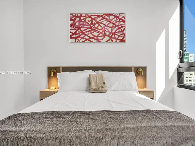 225 N Miami Ave #301 — Photo 14