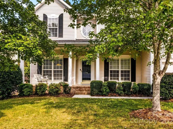 9826 Edinburgh Ln #282, Charlotte, NC 28269