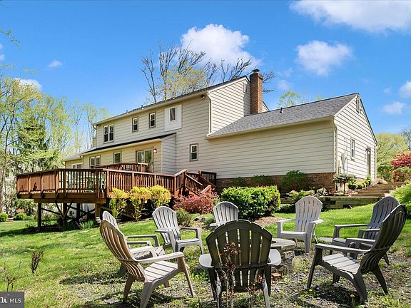 4th image of 10718 Moosberger Ct