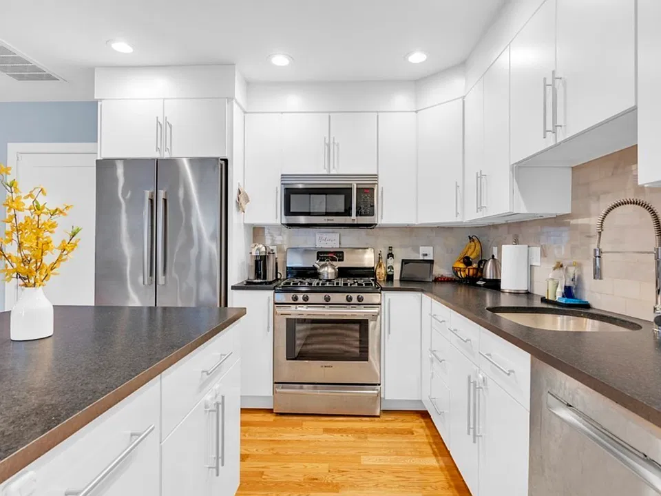 157 Hancock St #9
