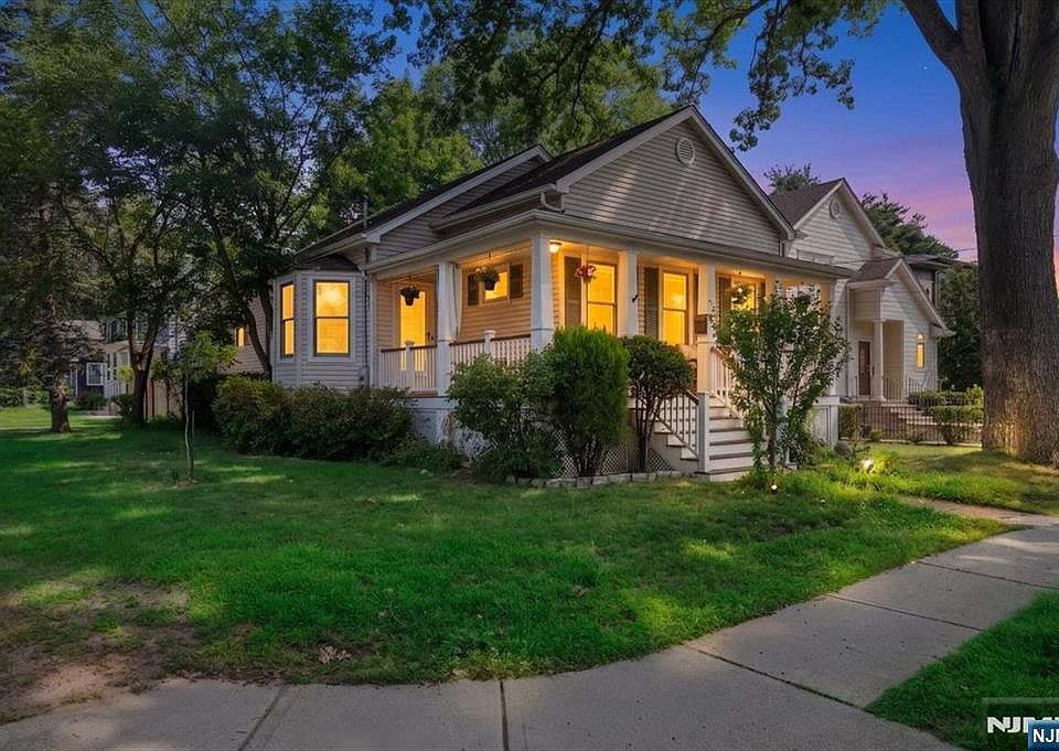 1st image of 53 Columbus Drive