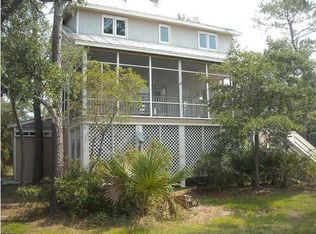 7735 White Point Rd, Hollywood, SC 29449