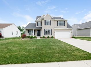 532 Heartwood Ln, Saline, MI 48176