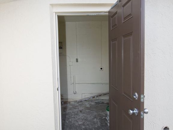 5th image of 506 Lake Groves Rd NW #1